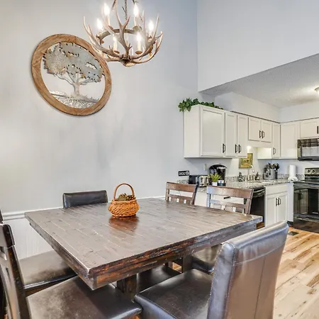 Downtown Gatlinburg Condo With Mountain-View Balcony Esterno foto