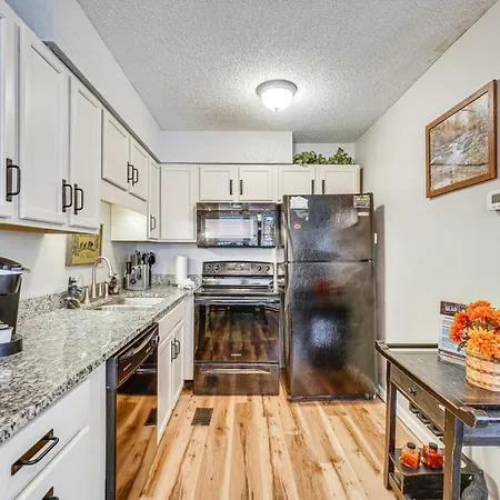 Downtown Gatlinburg Condo With Mountain-View Balcony Esterno foto